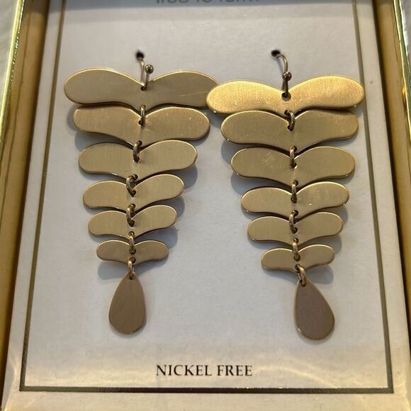 Matte Gold Tone Dangle Earrings - Picture 2 of 4